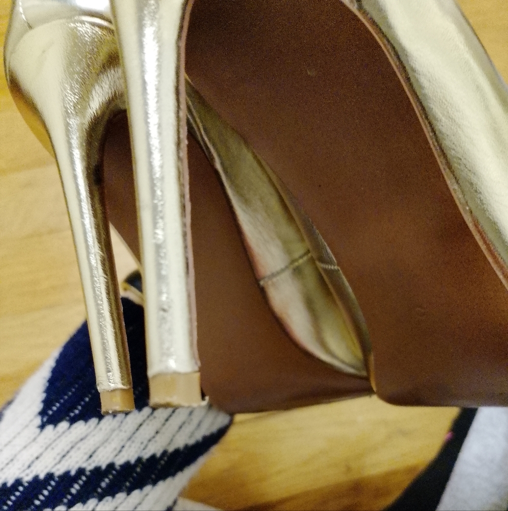 Asos Metallic Pointed Toe Women's Pumps - Gold - Picture 8 of 11